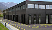 Construction d'un bâtiment comprenant surfaces industrielles et commerciales entièrement modulables à Bevaix
