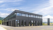 Construction d'un bâtiment comprenant surfaces industrielles et commerciales entièrement modulables à Bevaix